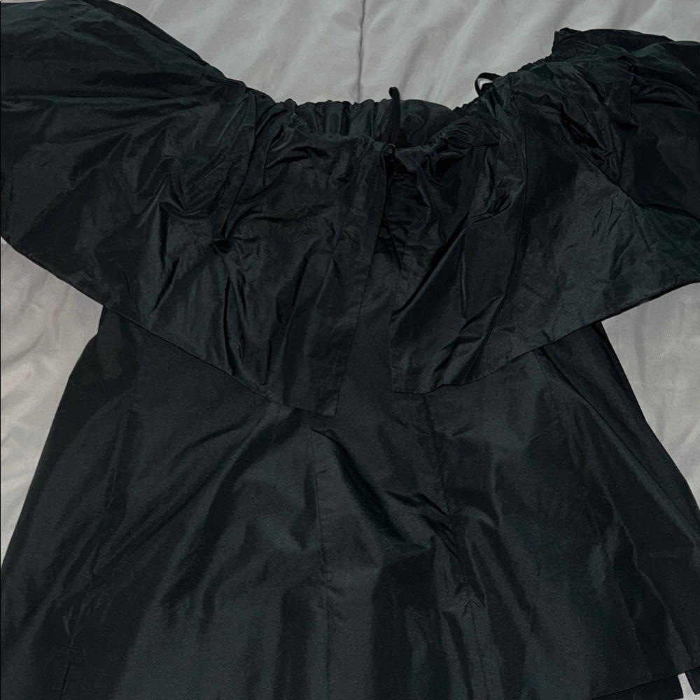 COS Elegant Black Off-Shoulder Top - Picture 6 of 10
